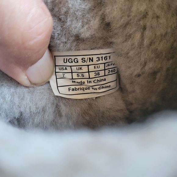 Ugg sequins 3161  boots size 7 gold - Picture 6 of 7